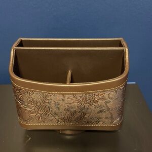 Brown Floral Embossed Organizer that Spins!